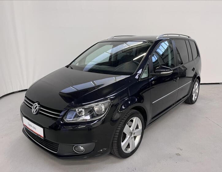 Volkswagen Touran 1