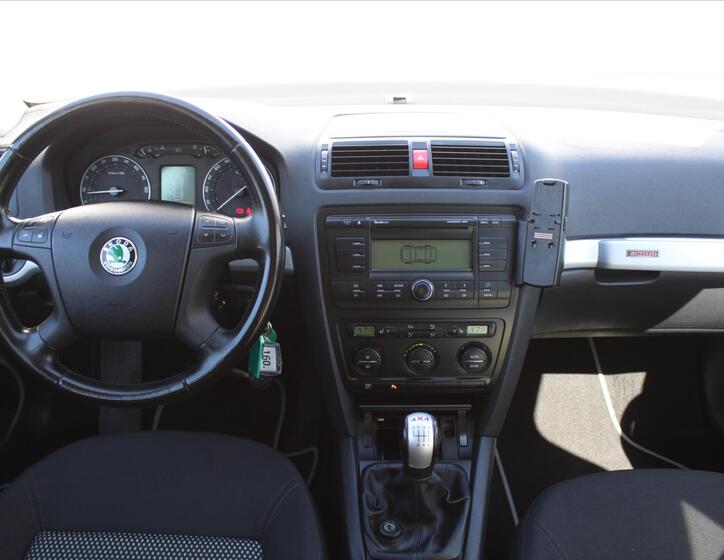 Škoda Octavia 13