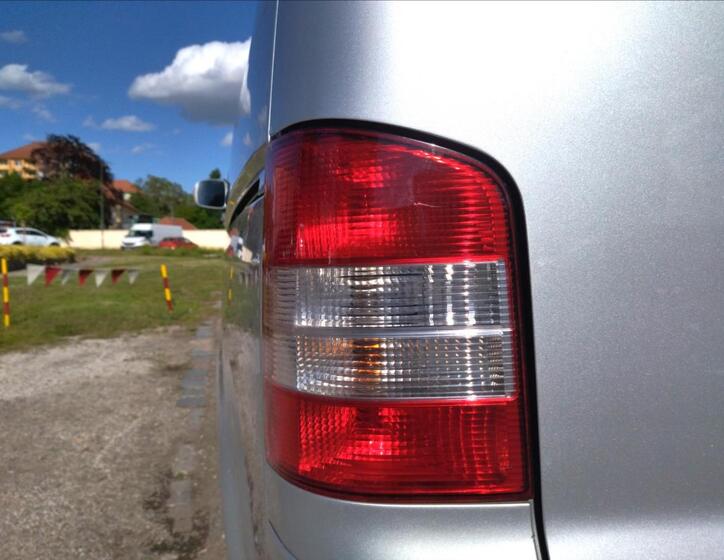 Volkswagen Multivan 9