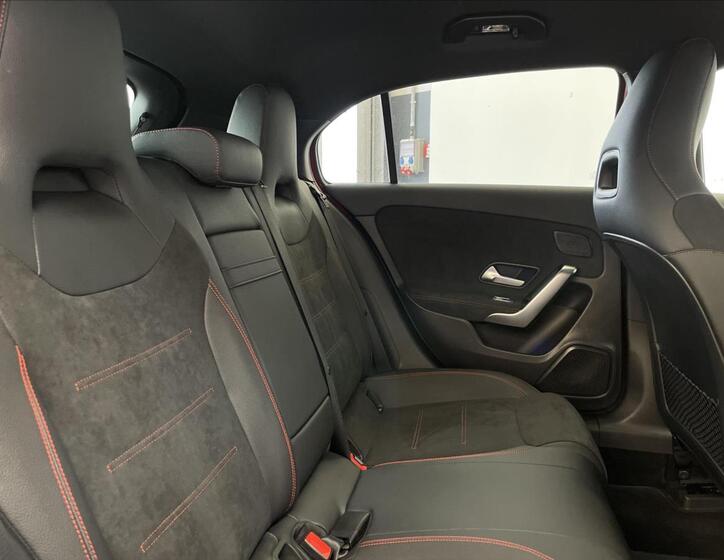 Mercedes-Benz Třídy A 18