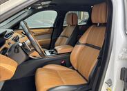 Land Rover Range Rover Velar 11