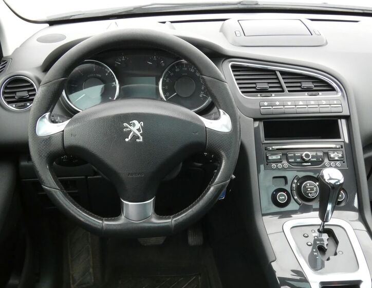Peugeot 5008 32