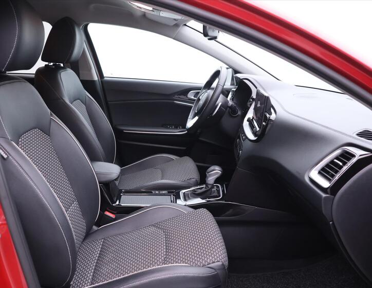 KIA Ceed 12