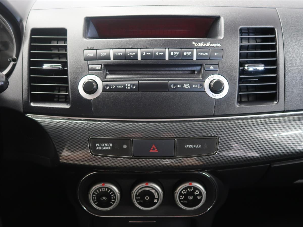 Mitsubishi Lancer