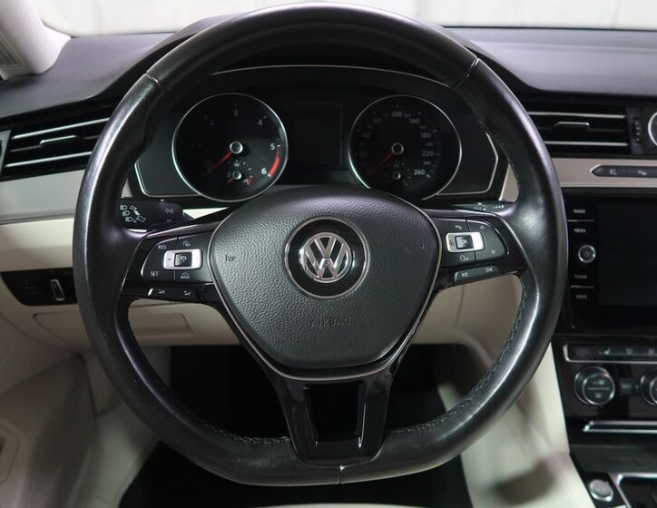 Volkswagen Passat 15