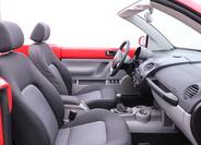 Volkswagen New Beetle 17