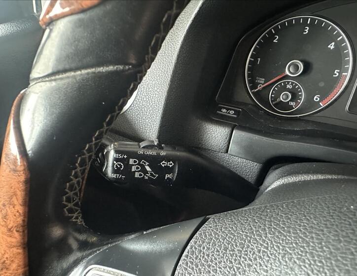 Volkswagen Golf 29
