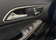 Mercedes-Benz CLA 12