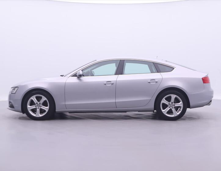 Audi A5 4