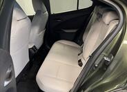 Lexus UX 250h 8