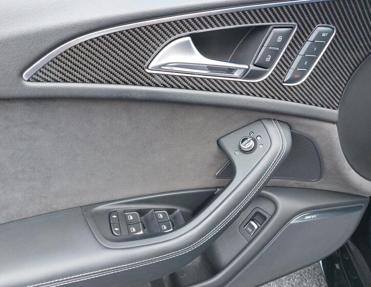 Audi RS 6 32