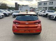 Hyundai i30 4