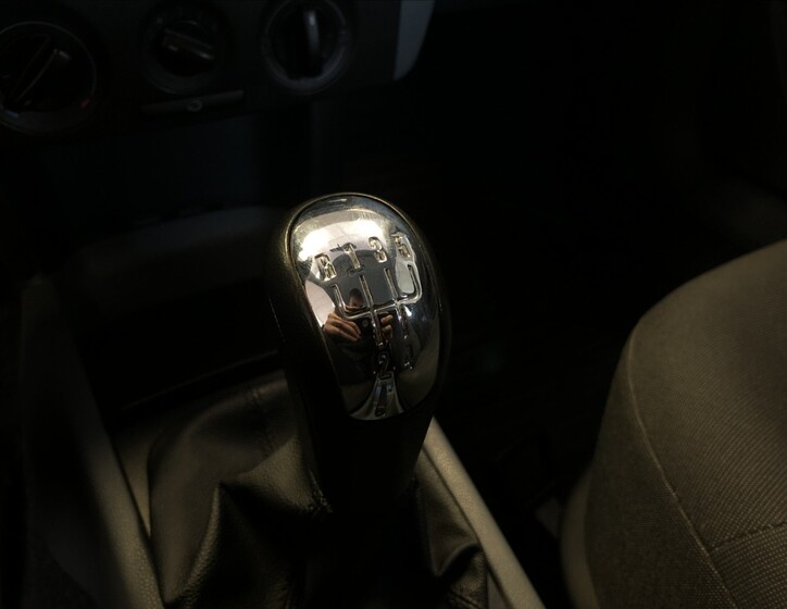 Škoda Fabia 15