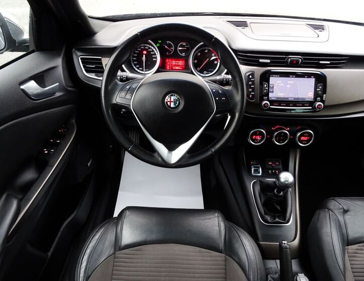 Alfa Romeo Giulietta 7