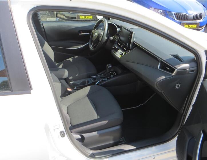 Toyota Corolla 10