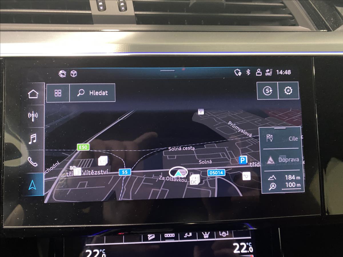 Audi e-tron