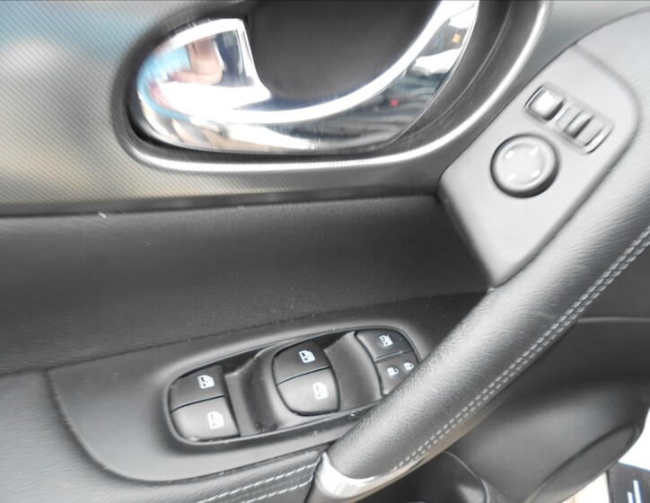 Nissan Qashqai 18