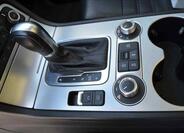 Volkswagen Touareg 11