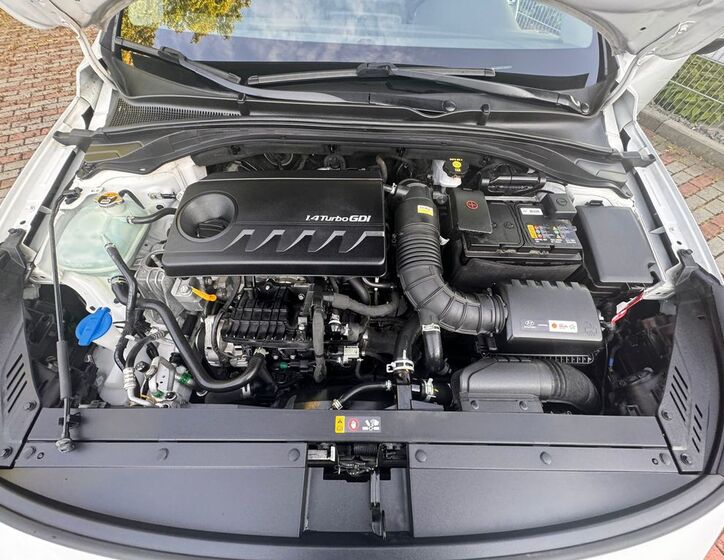 Hyundai i30 28