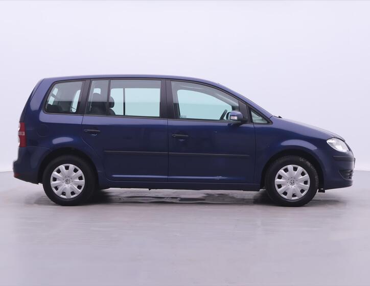 Volkswagen Touran 8