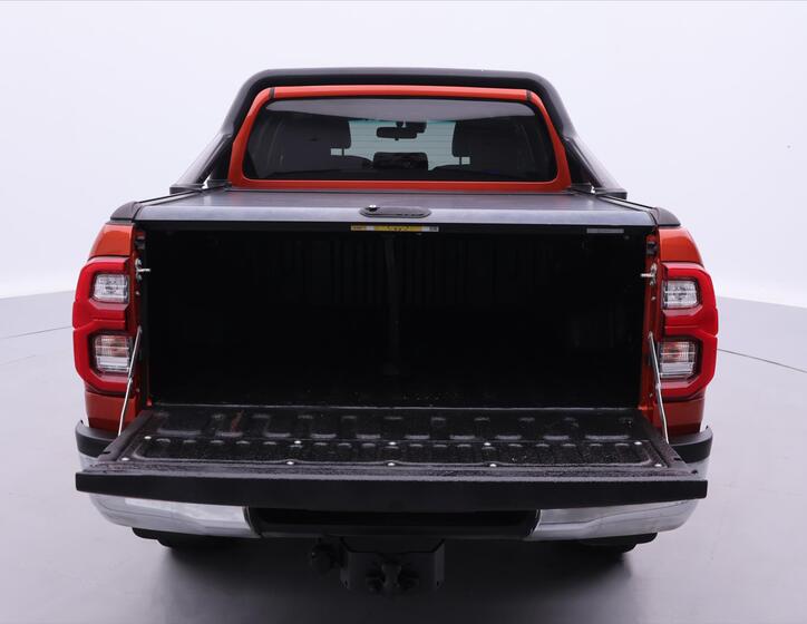 Toyota Hilux 9