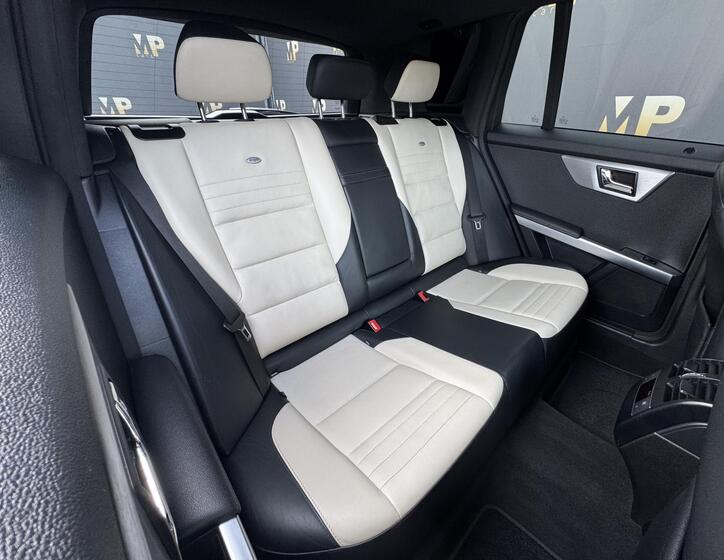 Mercedes-Benz GLK 15