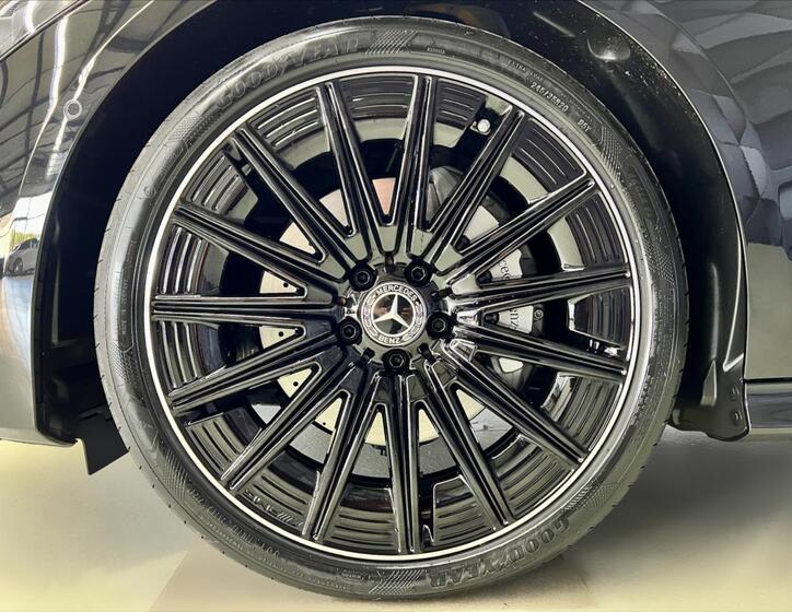 Mercedes-Benz CLE 8