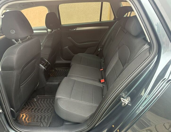 Škoda Superb 21