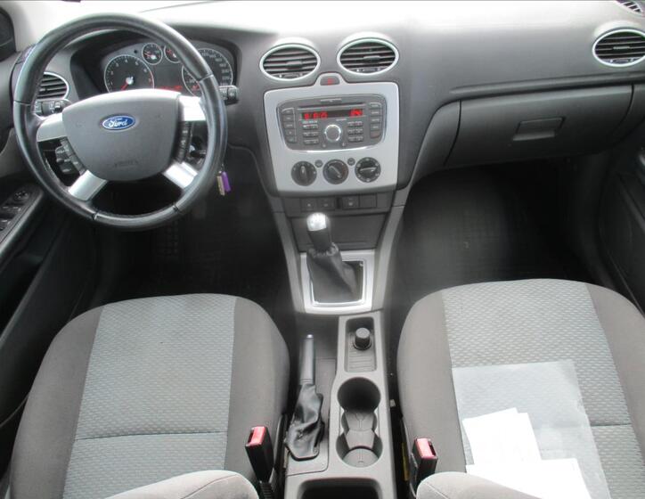 Ford Focus 12