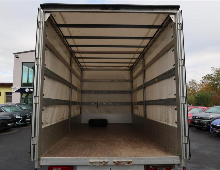 Mercedes-Benz Sprinter 18