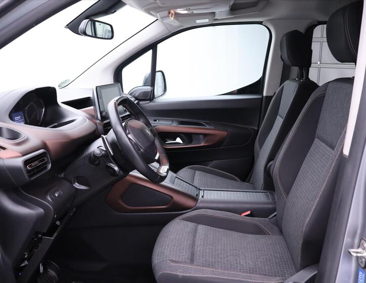Peugeot Rifter 12