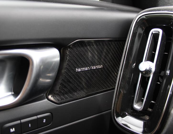 Volvo XC40 30