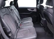 Audi Q7 13