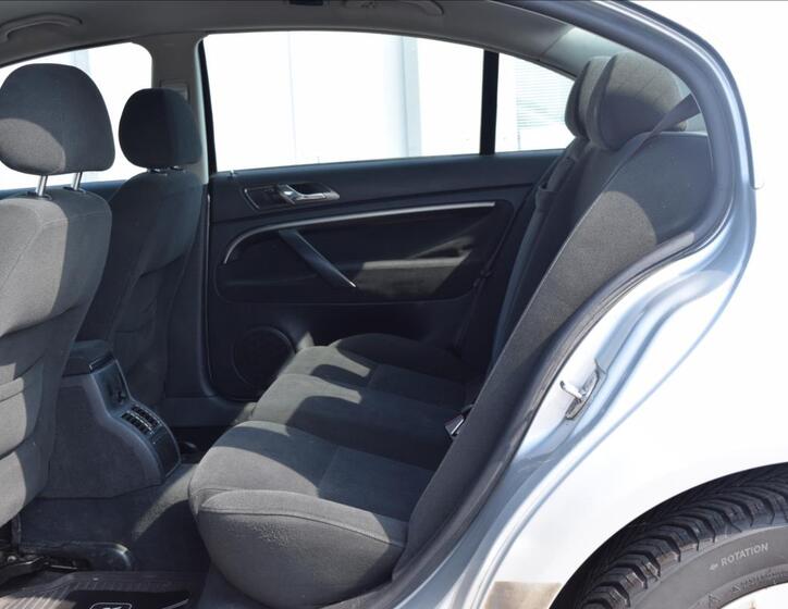 Škoda Superb 19