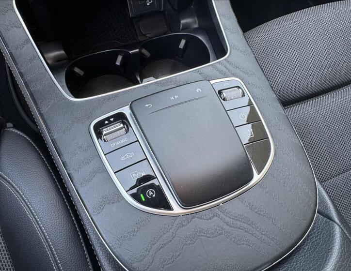Mercedes-Benz Třídy E 21
