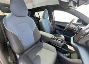 Volvo EX30 9