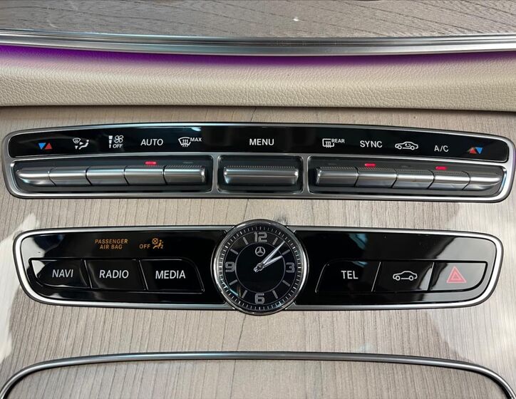 Mercedes-Benz Třídy E 25