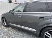 Audi Q7 18