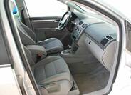Volkswagen Touran 19