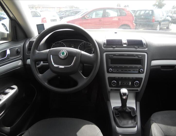 Škoda Octavia 13