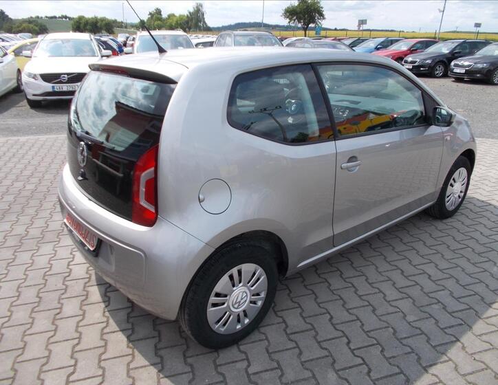 Volkswagen up! 9