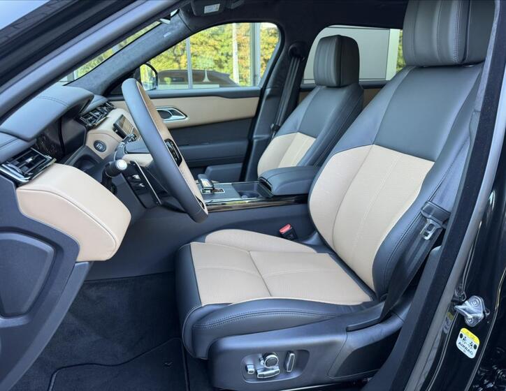 Land Rover Range Rover Velar 11