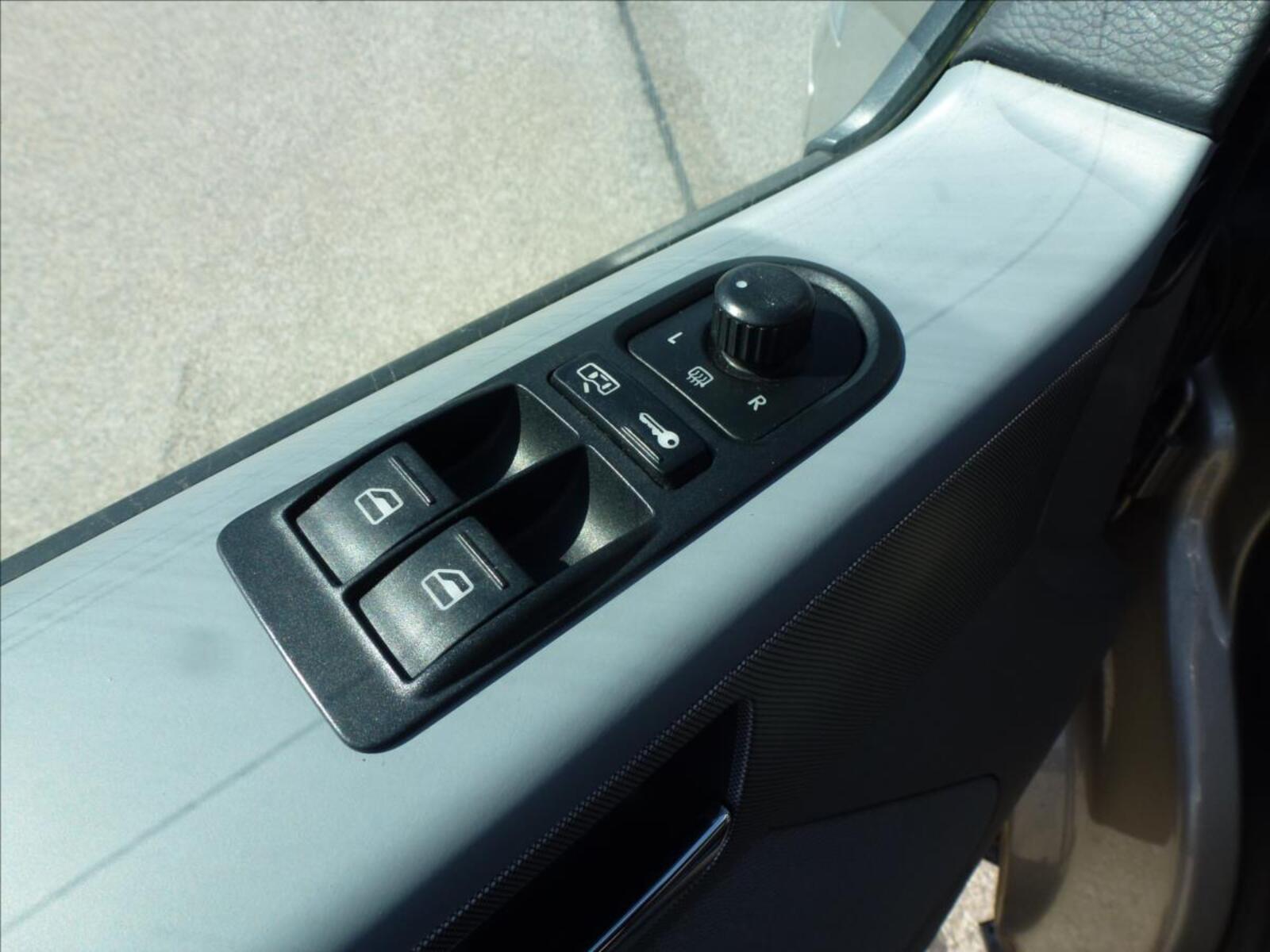 Volkswagen Multivan 30