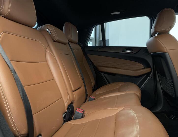 Mercedes-Benz GLE 18