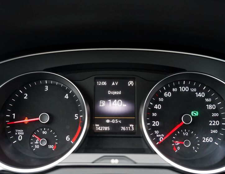 Volkswagen Passat 34