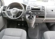 Volkswagen Caravelle 11