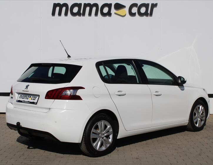 Peugeot 308 7