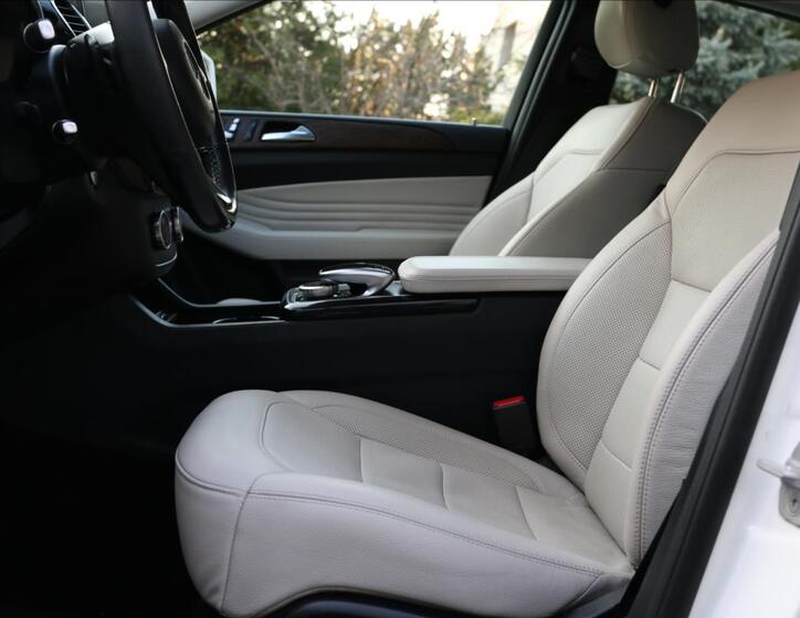 Mercedes-Benz GLE 19
