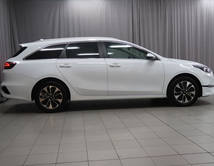 KIA Ceed 4