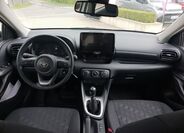 Toyota Yaris 16
